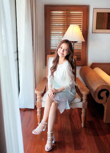 隔壁的女孩在线观看免费版电视剧全集2017